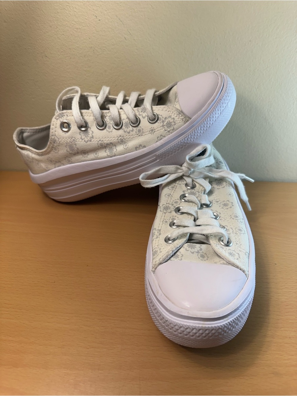 Converse Chuck Taylor All Star Move Platform Low Tonal Floral Women’s Shoes Sz 7